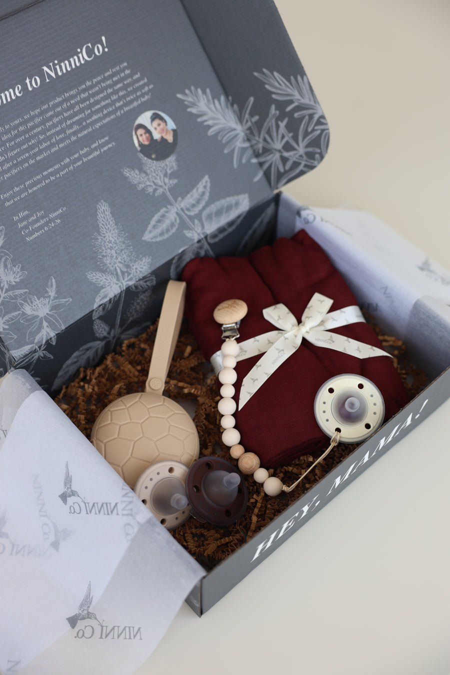 Cozy Cranberry Gift Set