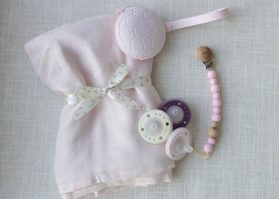 Ultimate Ninni Co. It's A Boy/Girl Baby Shower Gift Set